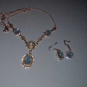 necklace and earrings set
